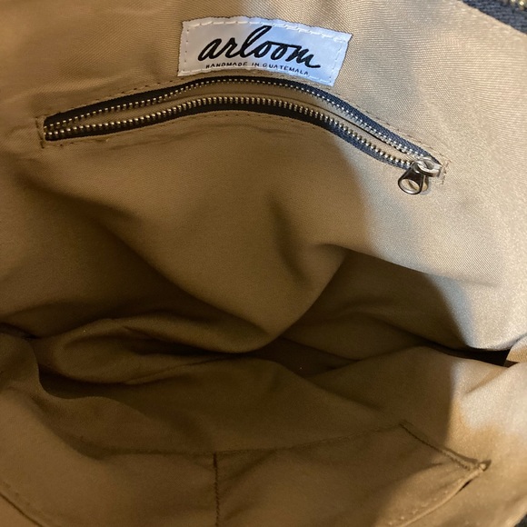 EUC Arlloom Handcrafted Leather Purse - Picture 9 of 9